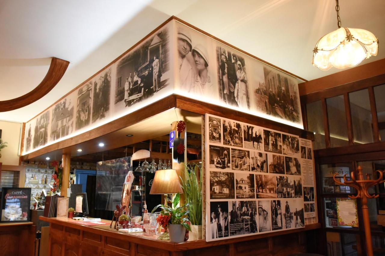 Hotel Dwor Ostoia à Rymanów Extérieur photo